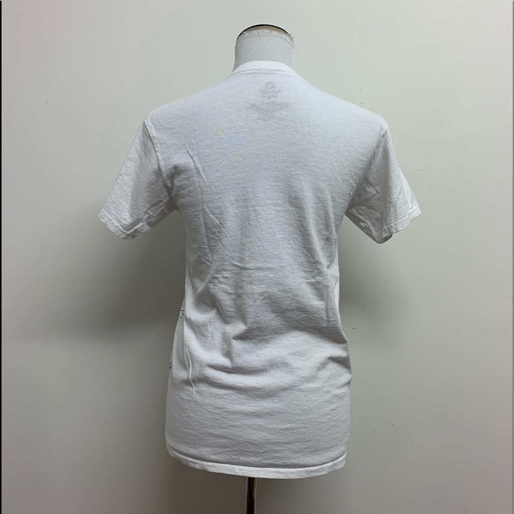 Liquid Blue Family Guy Shirt Size S - Picture 7 of 8